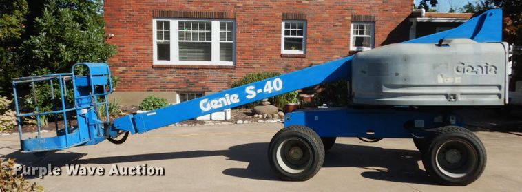 image for item KI9534 2007 Genie S-40  boom lift