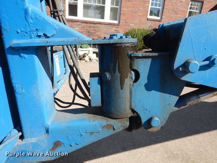 image for item KI9534 2007 Genie S-40  boom lift