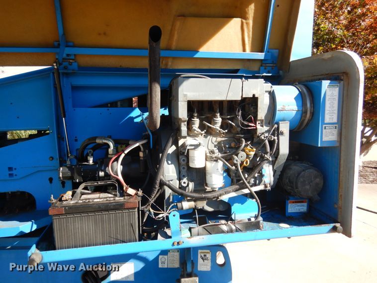 image for item KI9534 2007 Genie S-40  boom lift