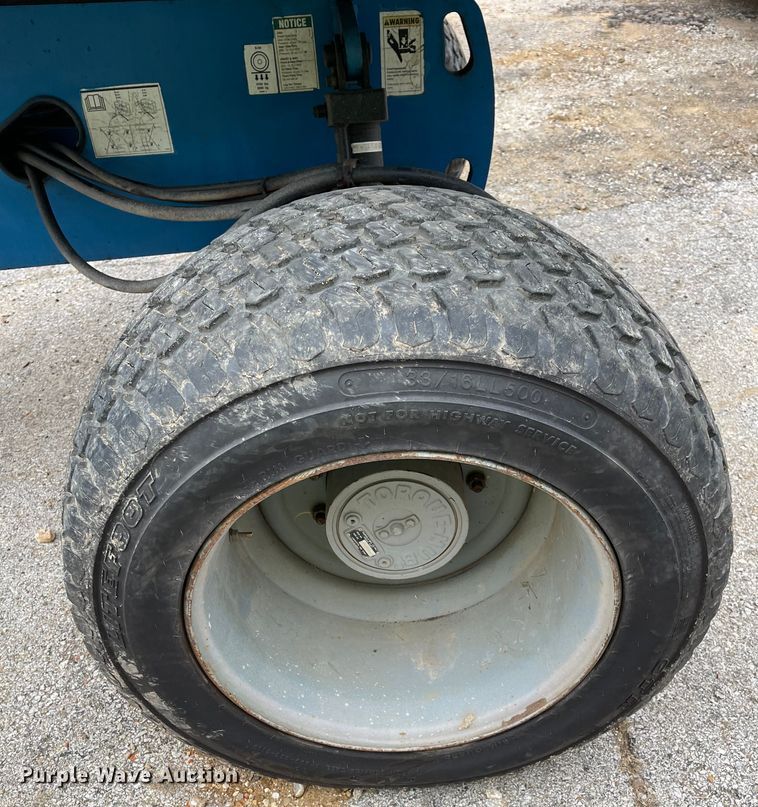 image for item KI9534 2007 Genie S-40  boom lift