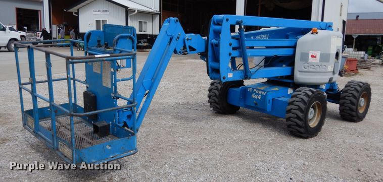 image for item KI9536 2001 Genie Z45/25J  boom lift