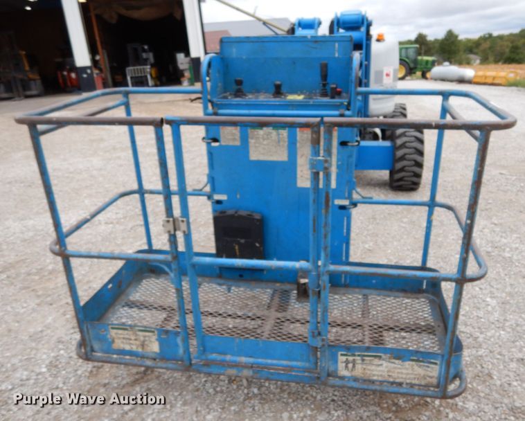 image for item KI9536 2001 Genie Z45/25J  boom lift