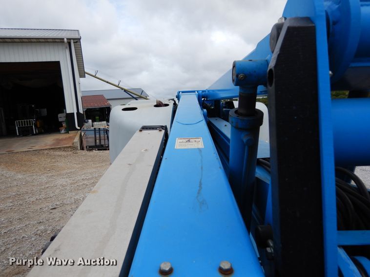 image for item KI9536 2001 Genie Z45/25J  boom lift