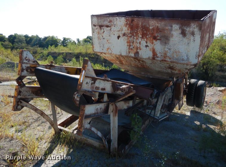 image for item KI9589 Peerless  rock bin and conveyor