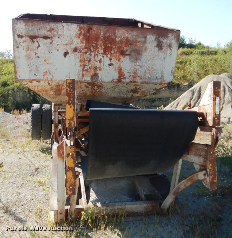 image for item KI9589 Peerless  rock bin and conveyor