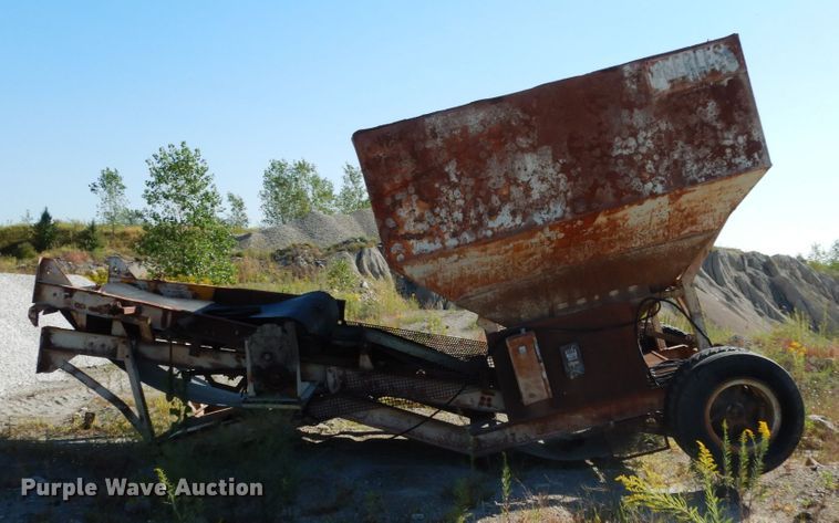 image for item KI9589 Peerless  rock bin and conveyor