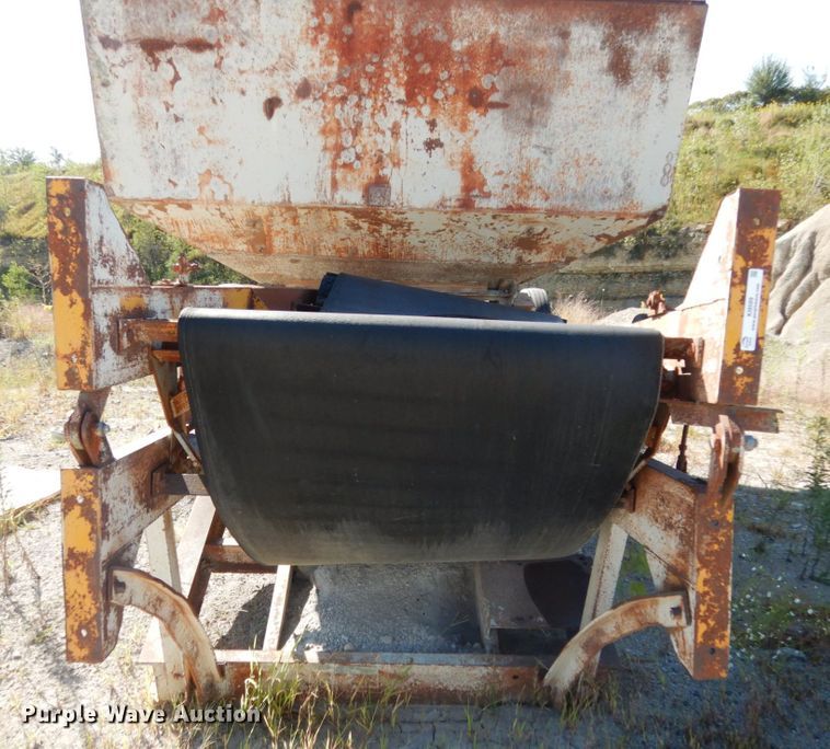 image for item KI9589 Peerless  rock bin and conveyor