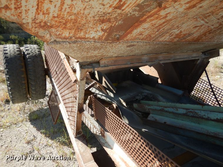 image for item KI9589 Peerless  rock bin and conveyor