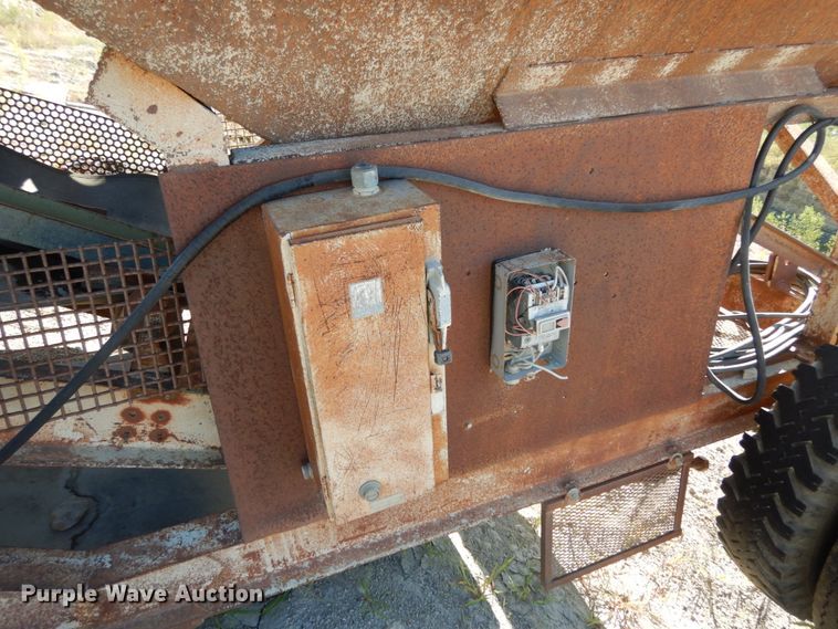 image for item KI9589 Peerless  rock bin and conveyor