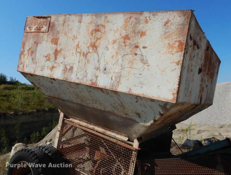 image for item KI9589 Peerless  rock bin and conveyor