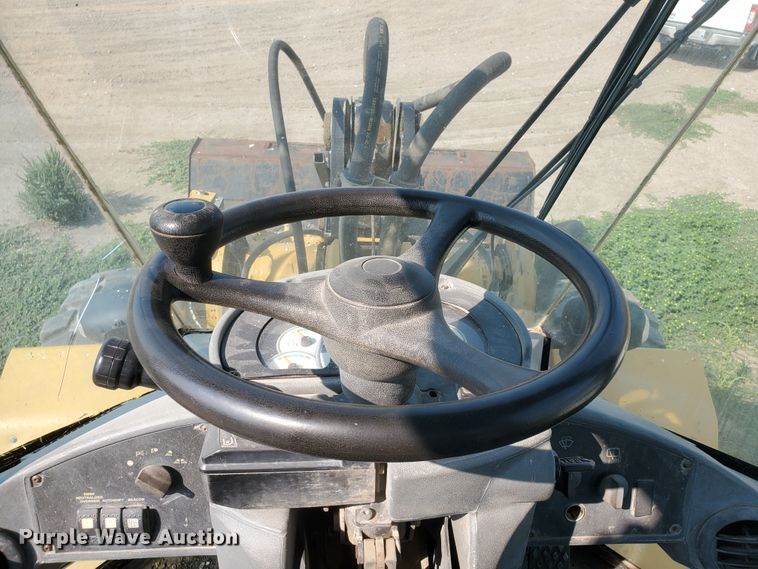 image for item KK9289 2005 Caterpillar 930G  wheel loader