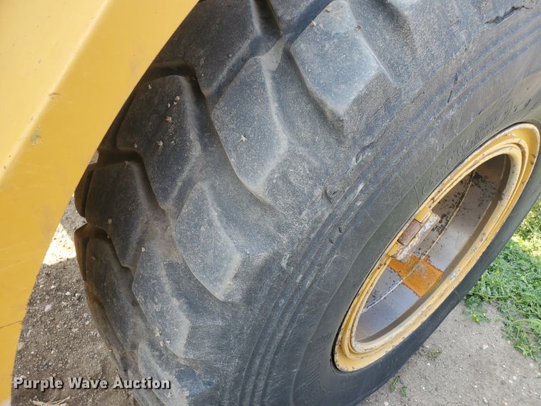 image for item KK9289 2005 Caterpillar 930G  wheel loader