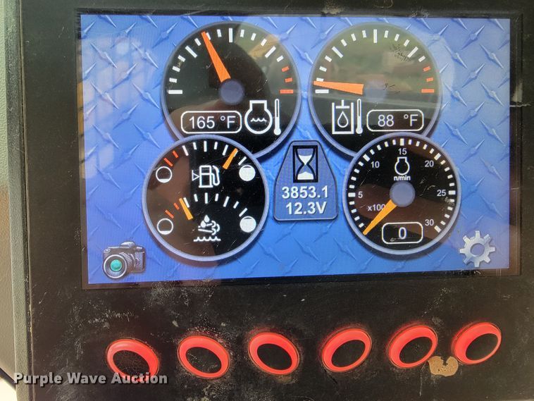 image for item KQ9252 2017 Caterpillar 299D2  tracked skid steer loader