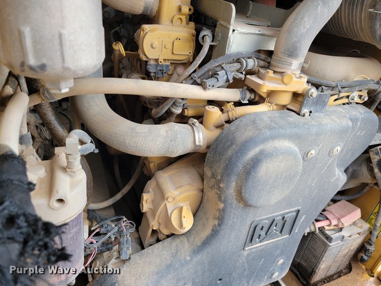 image for item KQ9252 2017 Caterpillar 299D2  tracked skid steer loader