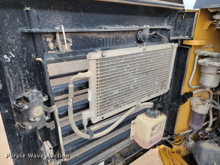 image for item KQ9252 2017 Caterpillar 299D2  tracked skid steer loader