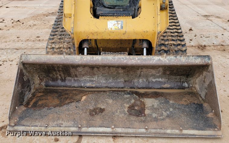 image for item KQ9252 2017 Caterpillar 299D2  tracked skid steer loader