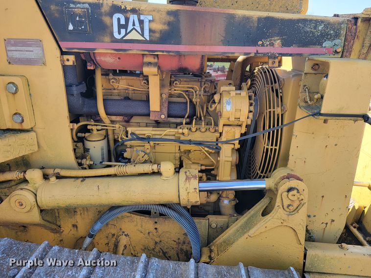 image for item KQ9279 1986 Caterpillar D3B  dozer
