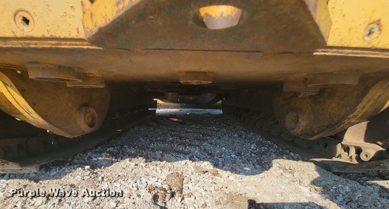 image for item KQ9279 1986 Caterpillar D3B  dozer