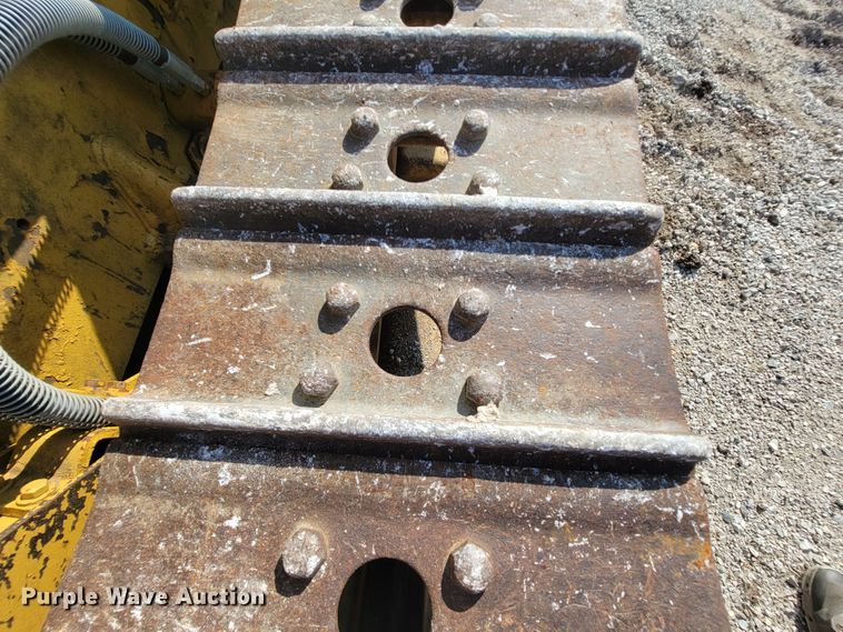 image for item KQ9279 1986 Caterpillar D3B  dozer