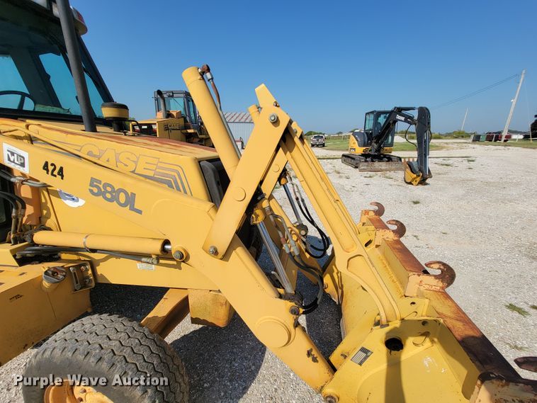 image for item KQ9280 1997 Case 580L  backhoe