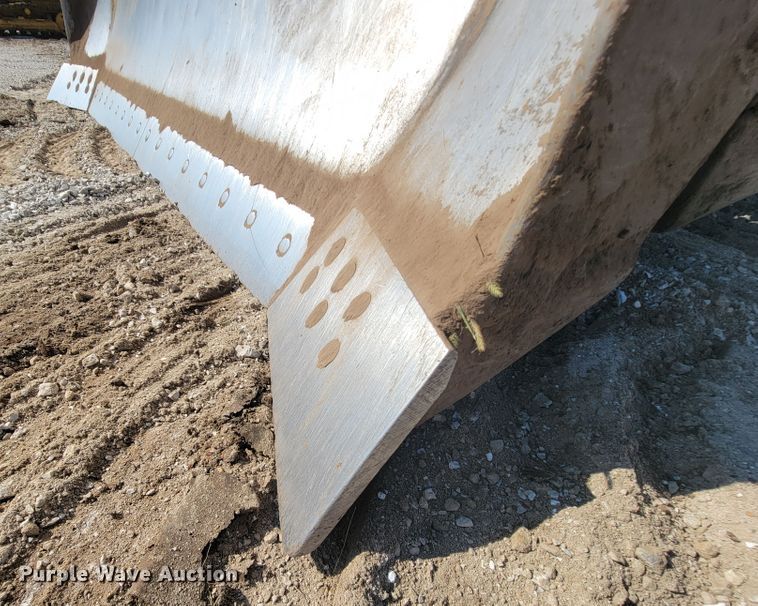 image for item KQ9281 1990 Caterpillar D6H  dozer