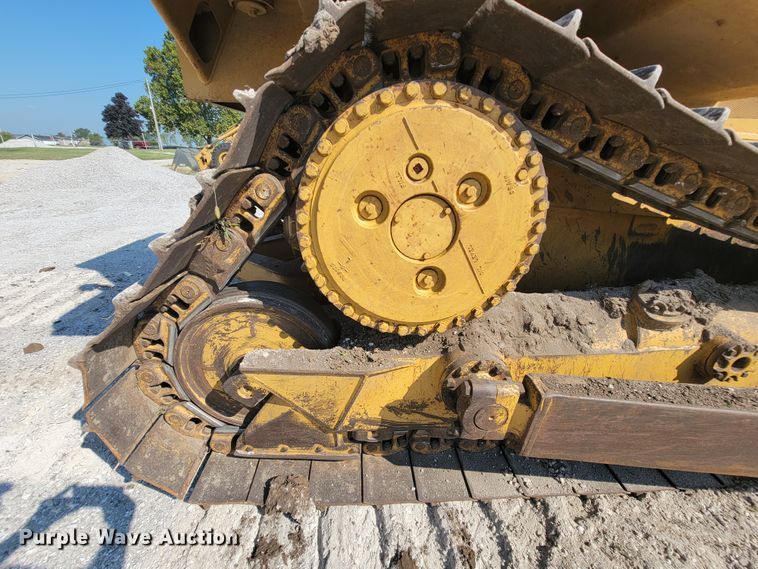 image for item KQ9281 1990 Caterpillar D6H  dozer