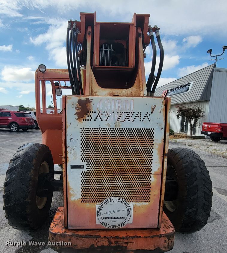 image for item KQ9288 2002 SkyTrak 6036  telehandler