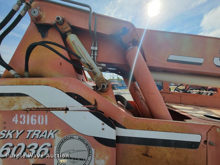 image for item KQ9288 2002 SkyTrak 6036  telehandler