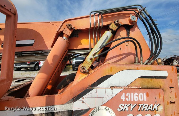 image for item KQ9288 2002 SkyTrak 6036  telehandler
