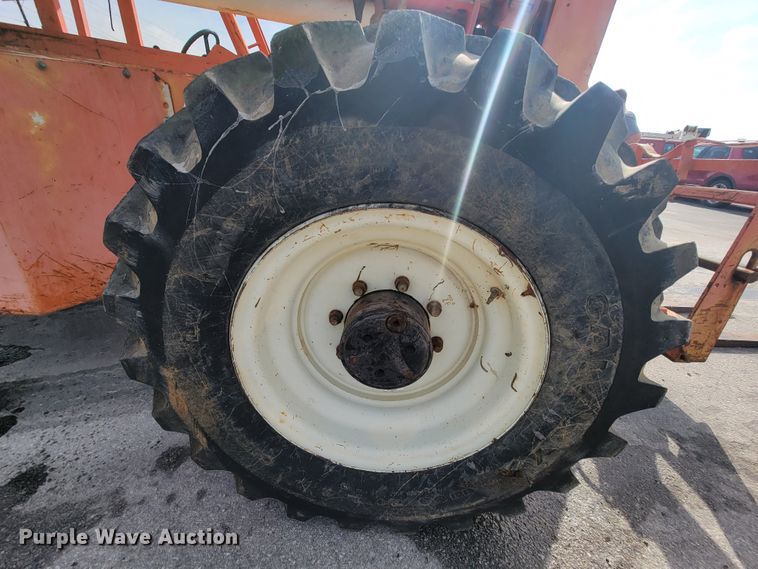 image for item KQ9288 2002 SkyTrak 6036  telehandler