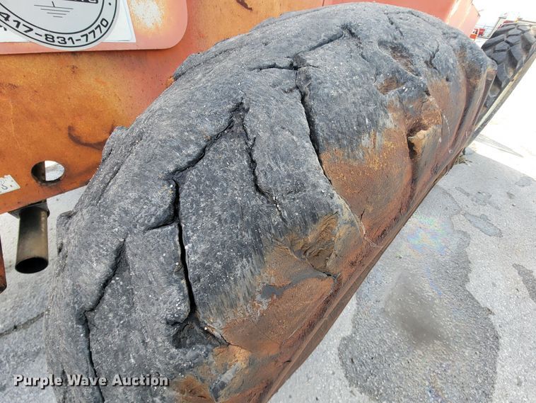 image for item KQ9288 2002 SkyTrak 6036  telehandler