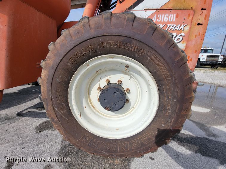 image for item KQ9288 2002 SkyTrak 6036  telehandler