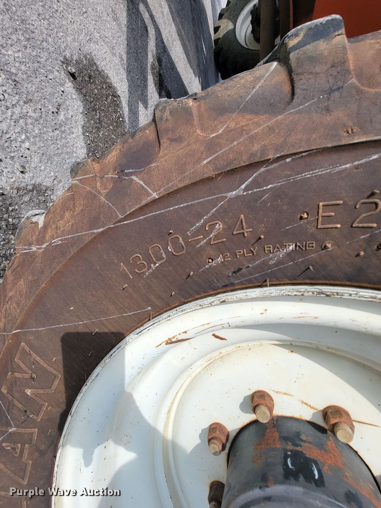 image for item KQ9288 2002 SkyTrak 6036  telehandler