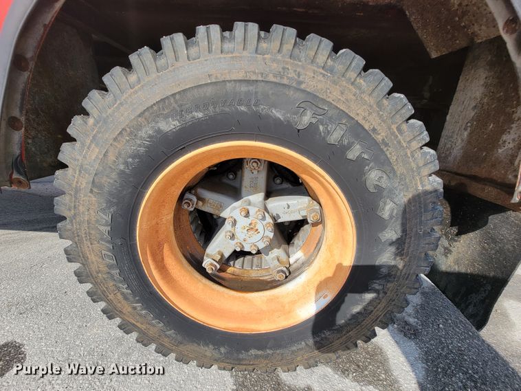 image for item KQ9289 1995 International 4700  bucket truck