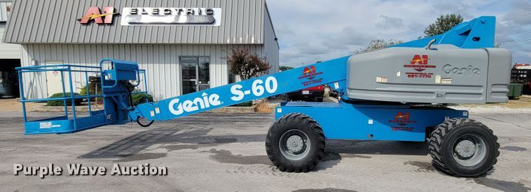 image for item KQ9290 1999 Genie S-60  boom lift