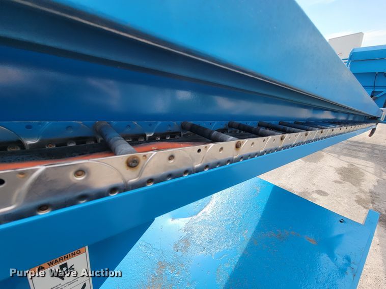 image for item KQ9290 1999 Genie S-60  boom lift