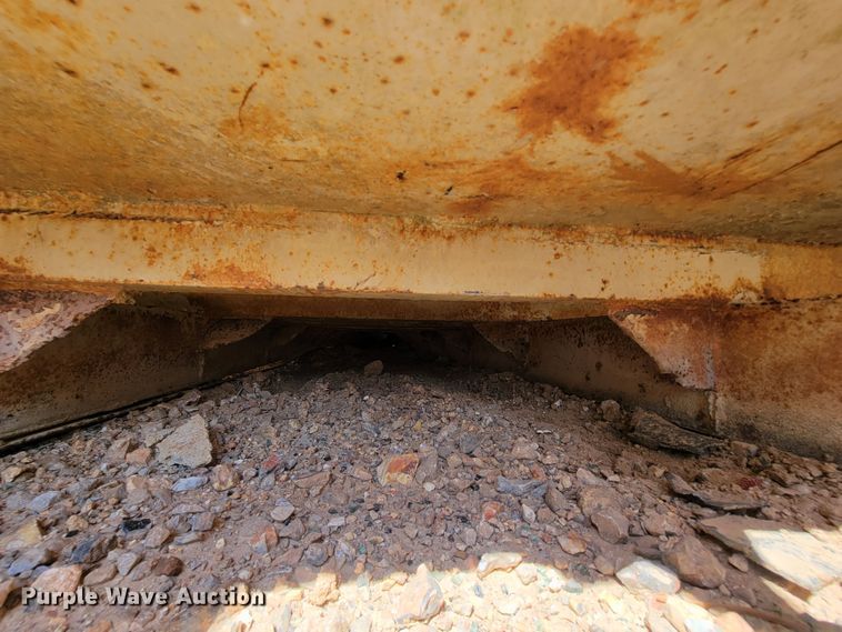 image for item KQ9294 Roll-off dumpster