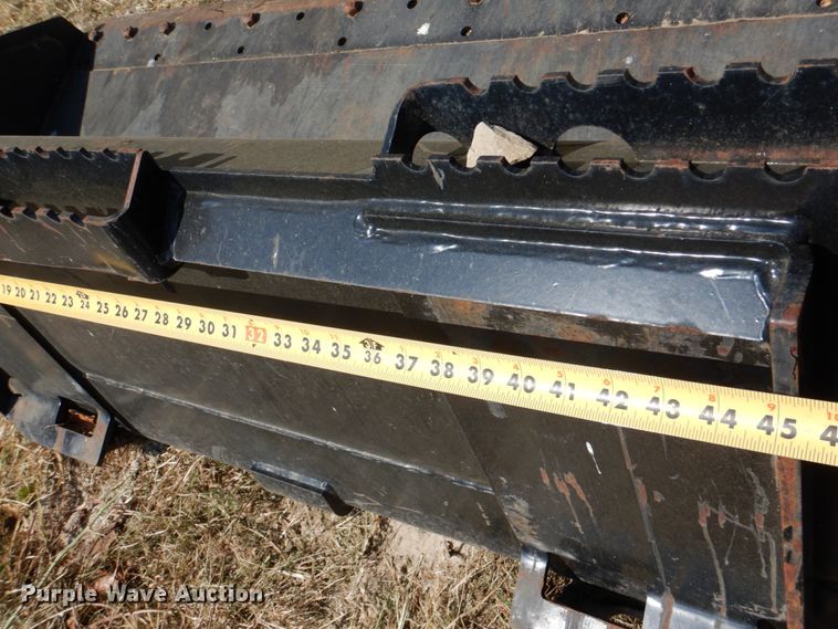 image for item KQ9715 Caterpillar 279-5375 78"W skid steer bucket