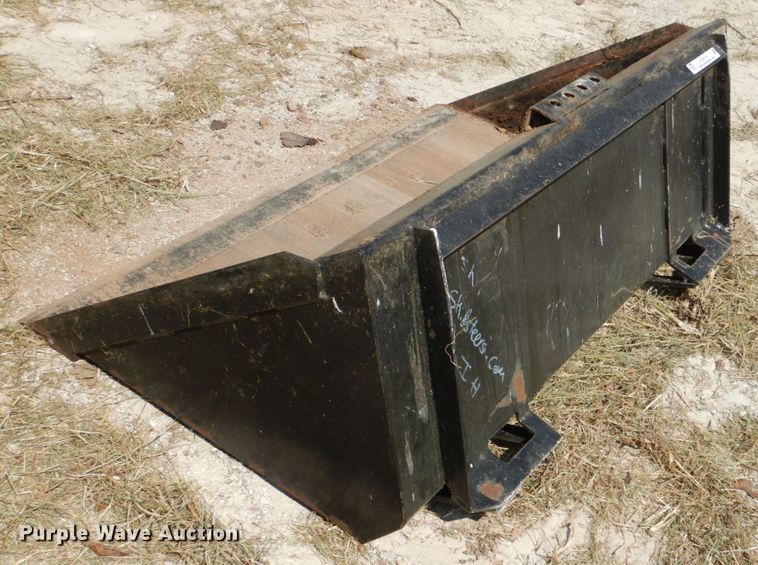 image for item KQ9716 Berlon C-54 54"W skid steer bucket