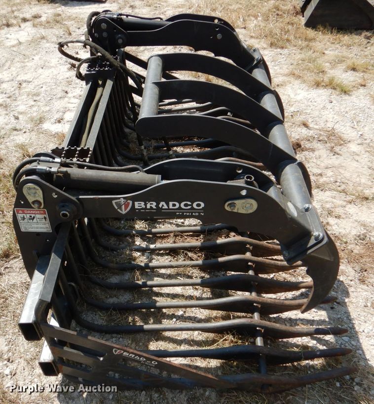 image for item KQ9717 2014 Bradco Paladin RockBucket 82"W skid steer grapple bucket