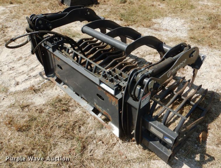 image for item KQ9717 2014 Bradco Paladin RockBucket 82"W skid steer grapple bucket