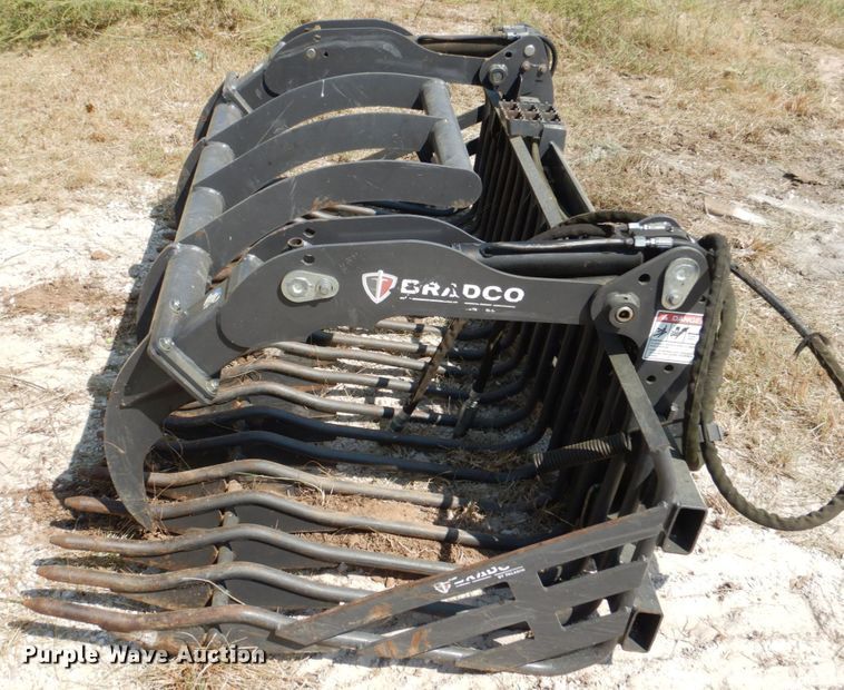 image for item KQ9717 2014 Bradco Paladin RockBucket 82"W skid steer grapple bucket