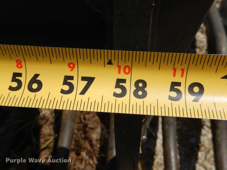 image for item KQ9717 2014 Bradco Paladin RockBucket 82"W skid steer grapple bucket