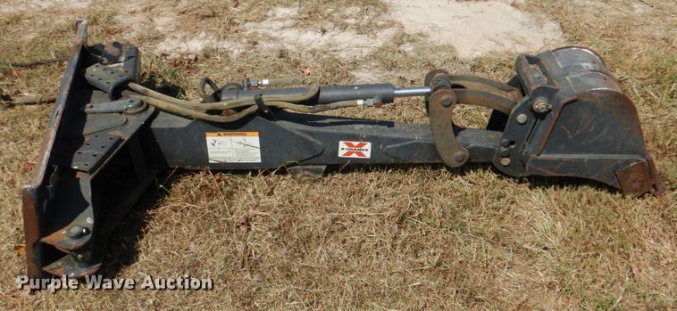 image for item KQ9718 Bobcat Bobtach skid steer backhoe