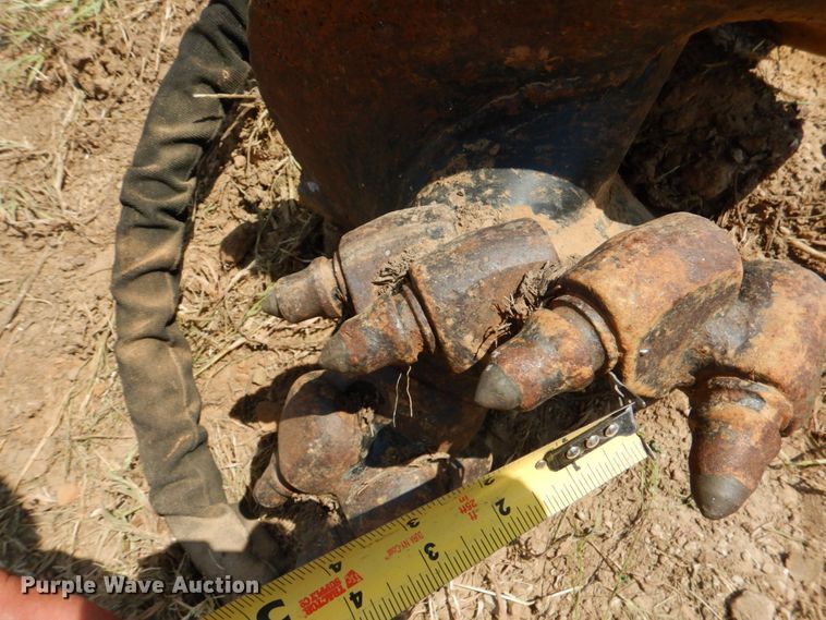 image for item KQ9719 Caterpillar A19B skid steer auger