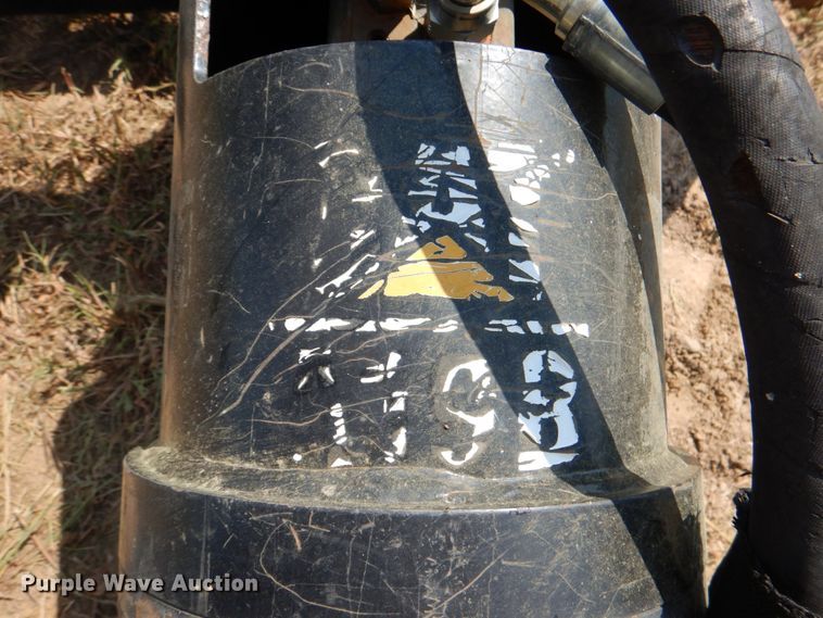 image for item KQ9719 Caterpillar A19B skid steer auger