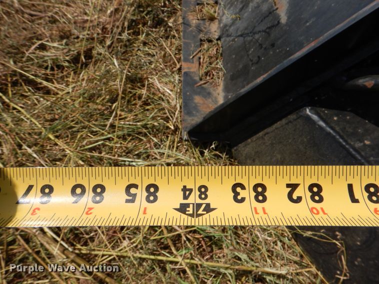 image for item KQ9720 2017 Caterpillar BRX418 75"W skid steer rotary mower