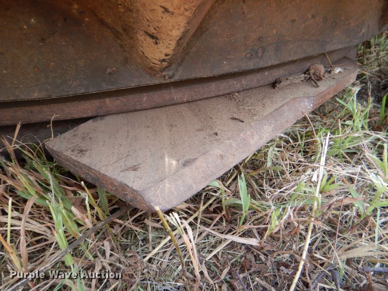 image for item KQ9720 2017 Caterpillar BRX418 75"W skid steer rotary mower