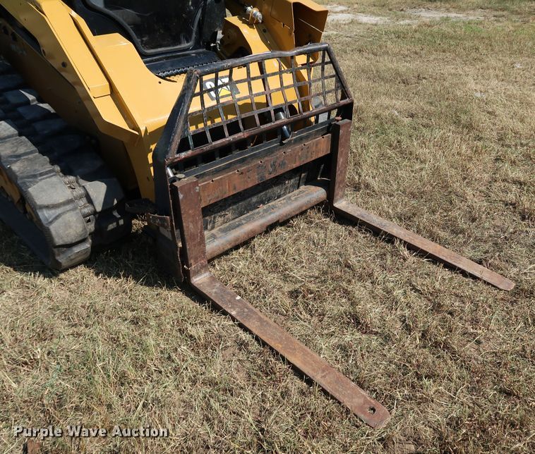 image for item KQ9721 Caterpillar 1491411 42"L skid steer forks