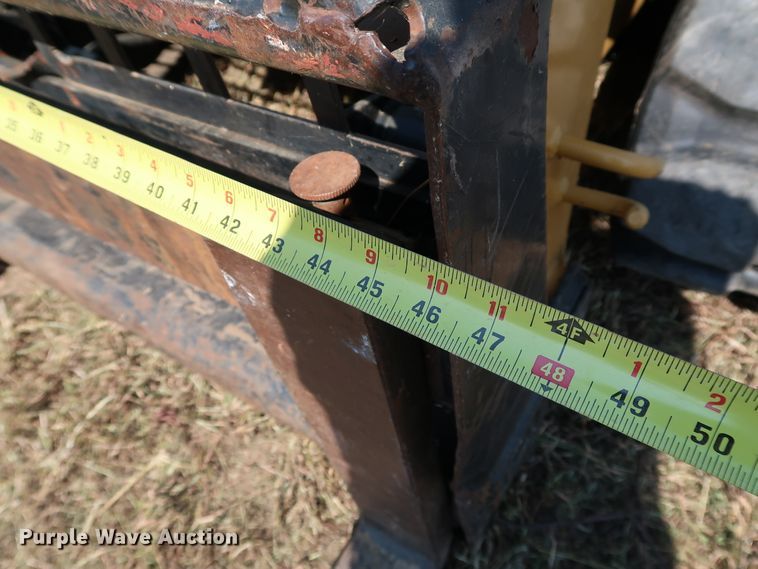 image for item KQ9721 Caterpillar 1491411 42"L skid steer forks